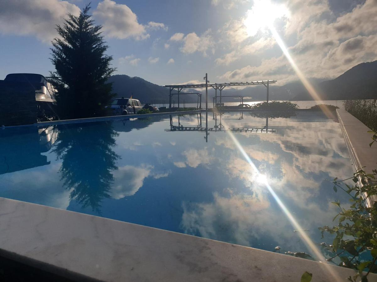 Hotel Casa Wanted Orszowa Zewnętrze zdjęcie